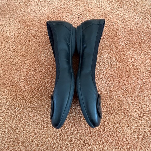 Soft Collection By Clarks Sara Willow Black Leather Flats Slip-On Shoes 9 M - Picture 7 of 16